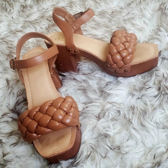 MADDEN NYC Women's Braided Strappy Platform Heels Size 7.5 🌴 - Picture 6 of 11